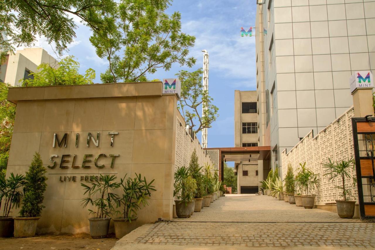 Lemon Tree Hotel, Noida Esterno foto