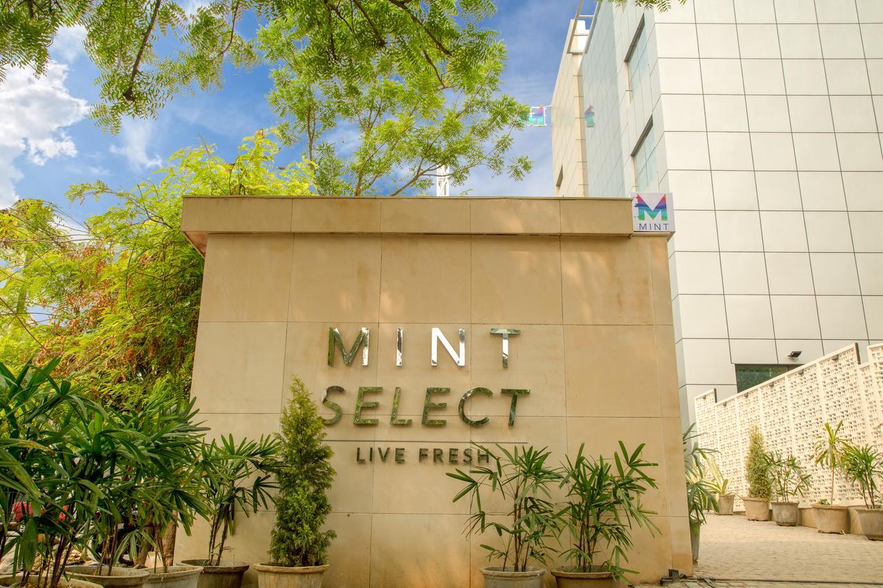 Lemon Tree Hotel, Noida Esterno foto